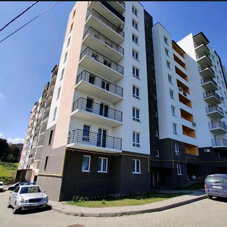Oazis Apartments Chernivtsi Εξωτερικό φωτογραφία