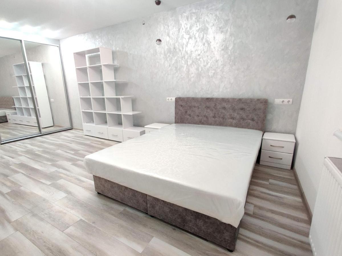 Oazis Apartments Chernivtsi Εξωτερικό φωτογραφία