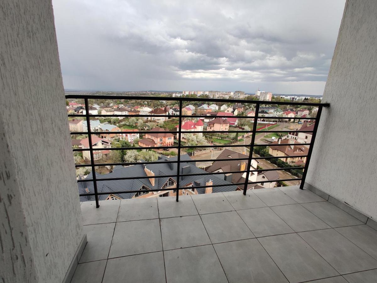 Oazis Apartments Chernivtsi Εξωτερικό φωτογραφία