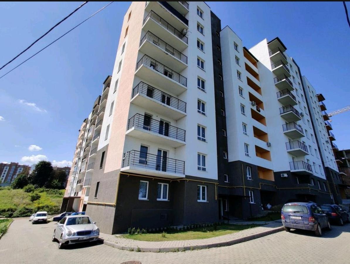 Oazis Apartments Chernivtsi Εξωτερικό φωτογραφία