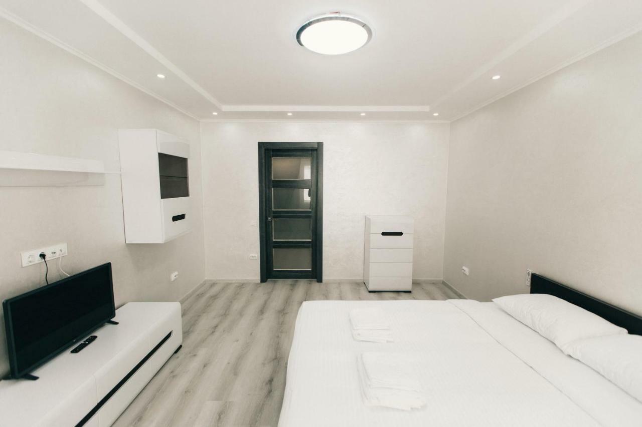 Oazis Apartments Chernivtsi Εξωτερικό φωτογραφία